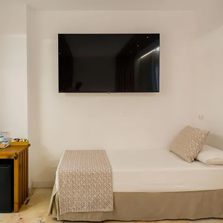 מלון Boutique Sibarys - Adults Recommended 3*