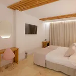 Boutique Sibarys - Adults Recommended