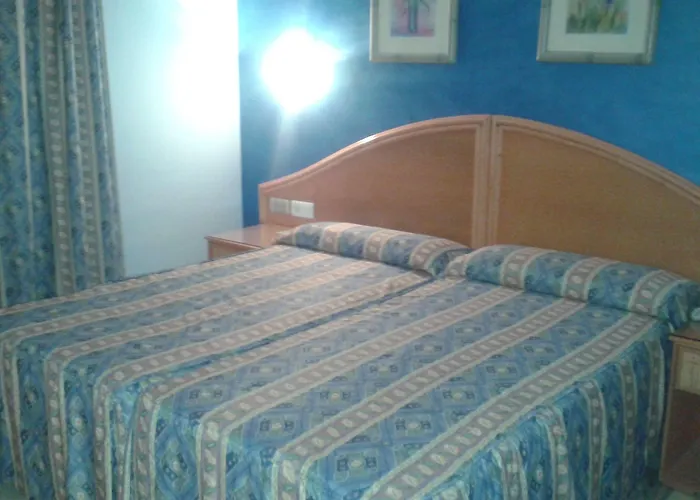 Boutique Sibarys - Adults Recommended