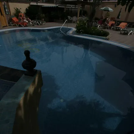 Boutique Sibarys - Adults Recommended מלון