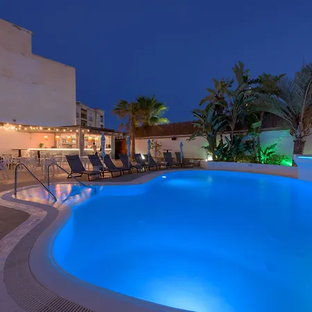 Boutique Sibarys - Adults Recommended נרחה